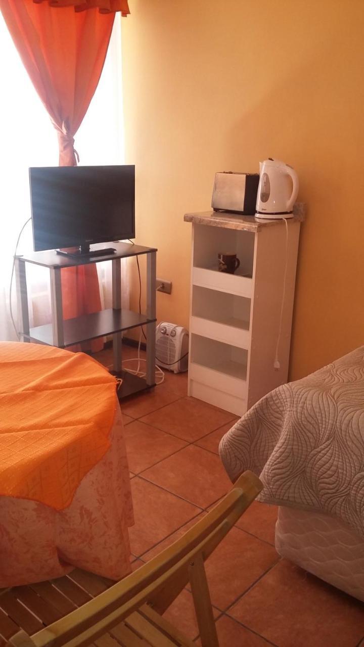 Hotel Don Alfredo Calama Bagian luar foto